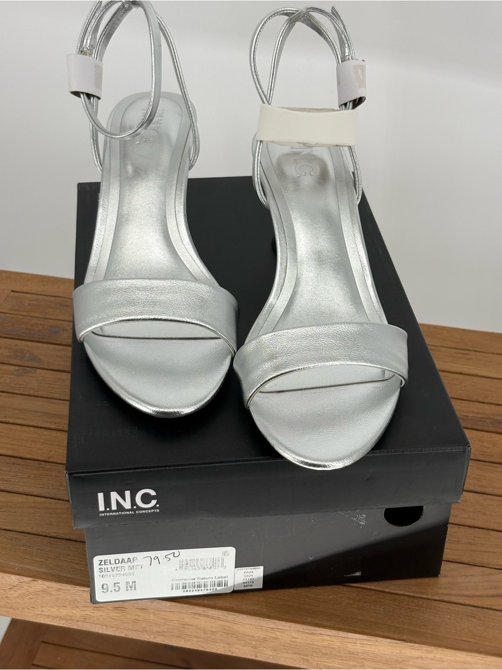 New INC International Concepts Zelda Silver Open-Toe Women's Sandals size 9.5M